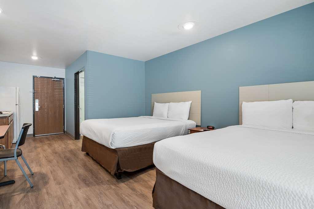 Extended Stay America Select Suites - Orlando - East Стая снимка