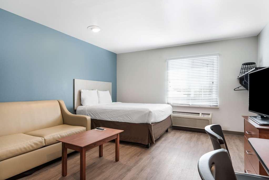 Extended Stay America Select Suites - Orlando - East Стая снимка