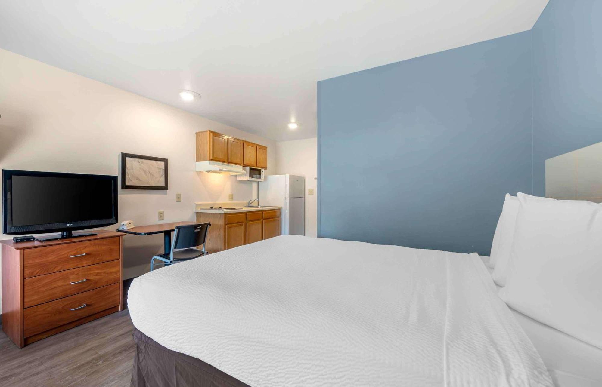 Extended Stay America Select Suites - Orlando - East Екстериор снимка