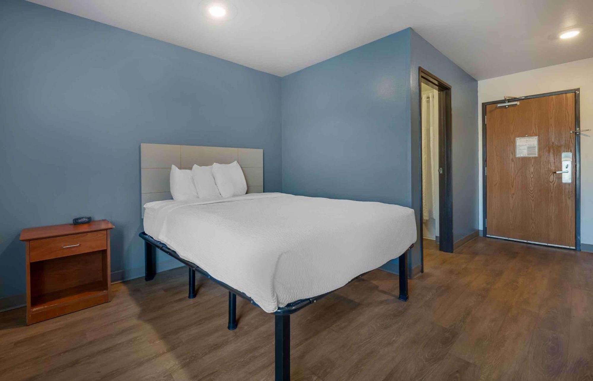Extended Stay America Select Suites - Orlando - East Екстериор снимка